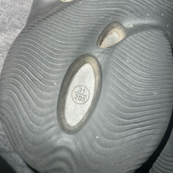 Foam runner shoes - Picture 3 of 3